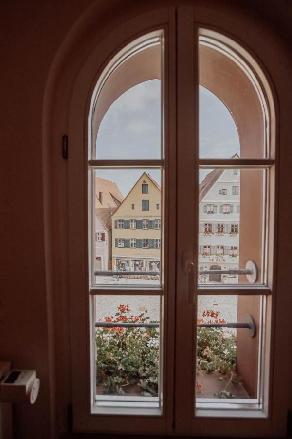 Hotel Gasthaus Zur Sonne Dinkelsbuehl Exterior photo
